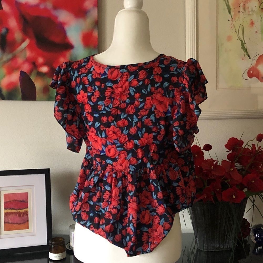 Flutter Sleeve Flowy Crop Top Blue and Red - Picture 4 of 8